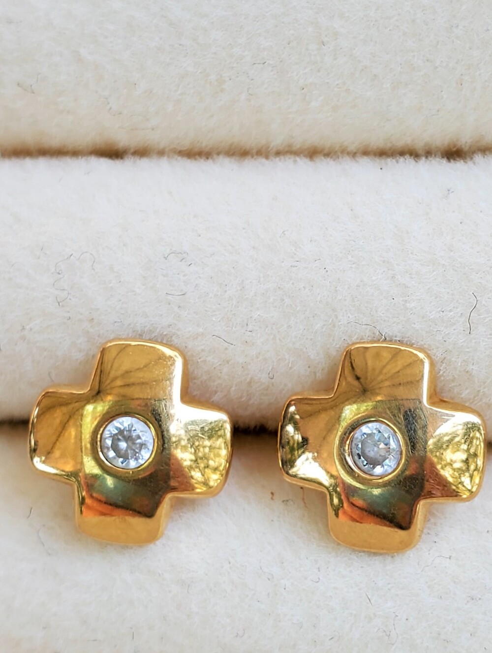14K Solid Gold CZ Cross Stud Earrings | 1.10 g Total